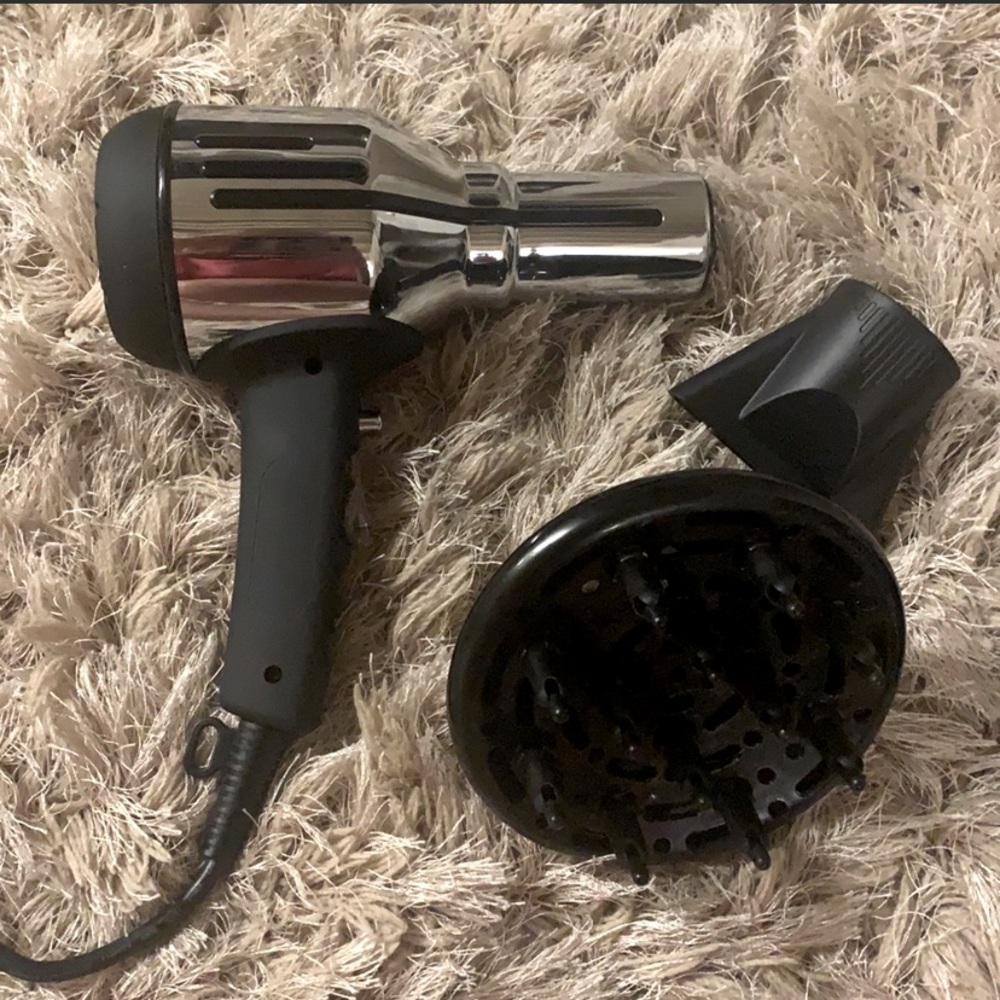 Hot Tools Turbo Ionic Hair Dryer